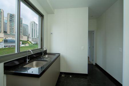 Apartamento à venda com 207m², 4 quartos e 4 vagasAREA DE SERVICO