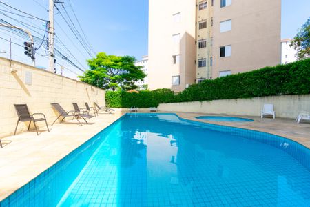 Apartamento para alugar com 60m², 3 quartos e 1 vagaÁrea comum - Piscina