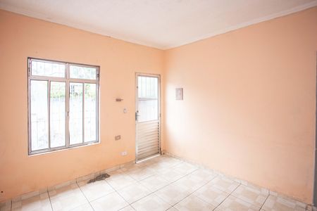 Casa à venda com 105m², 2 quartos e 1 vagaSala