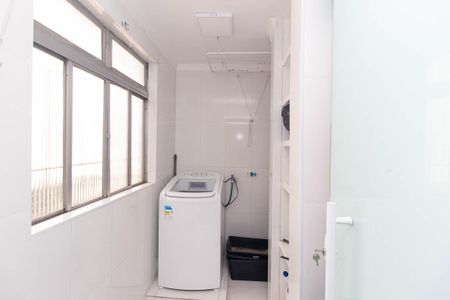 Apartamento à venda com 54m², 2 quartos e 1 vaga Apartamento à venda com 54m², 2 quartos e 1 vagaÁrea de Serviço