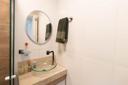 Apartamento à venda com 54m², 2 quartos e 1 vaga Apartamento à venda com 54m², 2 quartos e 1 vagaBanheiro