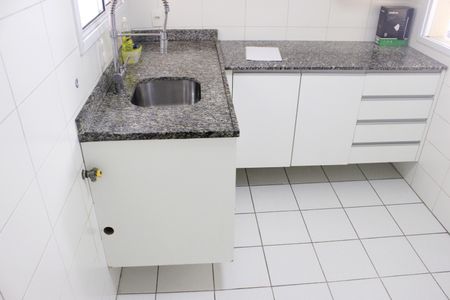 Apartamento para alugar com 83m², 2 quartos e 1 vagaCozinha