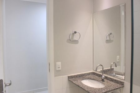 Apartamento para alugar com 83m², 2 quartos e 1 vagaBanheiro da Suíte 2