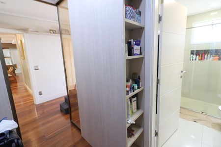 Apartamento para alugar com 116m², 3 quartos e 2 vagasCloset da suíte 1