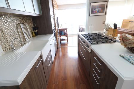 Apartamento para alugar com 116m², 3 quartos e 2 vagasCozinha