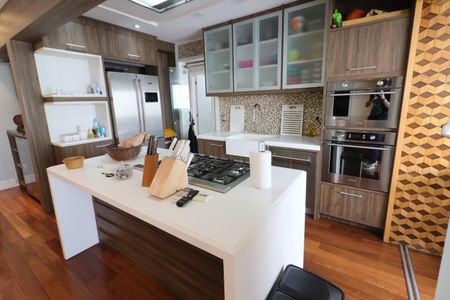 Apartamento para alugar com 116m², 3 quartos e 2 vagasCozinha