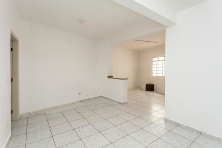 Sala de casa para alugar com 1 quarto, 40m² em Vila Marari, São Paulo