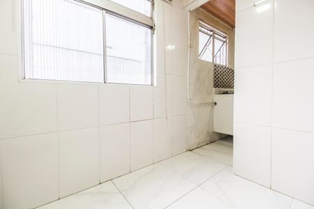 Apartamento para alugar com 55m², 3 quartos e 1 vagaÁrea de Serviço
