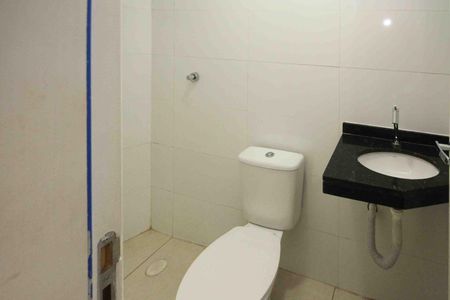 Apartamento à venda com 46m², 2 quartos e sem vaga Apartamento à venda com 46m², 2 quartos e sem vagaBanheiro