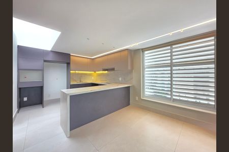 Apartamento à venda com 203m², 4 quartos e 3 vagasCozinha 