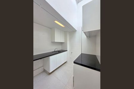 Apartamento à venda com 203m², 4 quartos e 3 vagasÁrea de Serviço 