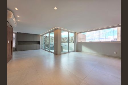 Apartamento à venda com 203m², 4 quartos e 3 vagasSala  2 andar