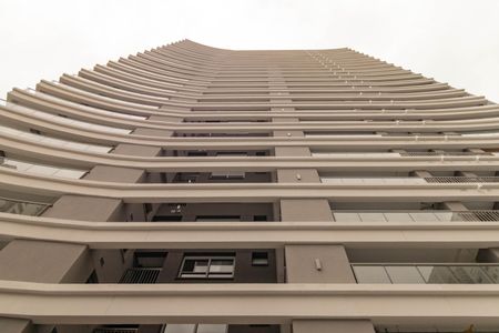 Apartamento à venda com 79m², 2 quartos e 1 vaga Apartamento à venda com 79m², 2 quartos e 1 vagaFachada