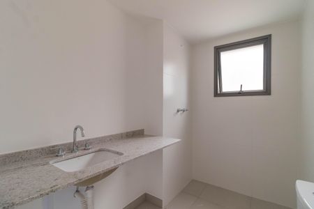 Apartamento à venda com 79m², 2 quartos e 1 vaga Apartamento à venda com 79m², 2 quartos e 1 vagaBanheiro da Suíte 2