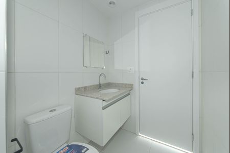 Studio para alugar com 30m², 1 quarto e sem vaga Studio para alugar com 30m², 1 quarto e sem vagaBanheiro