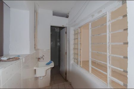 Casa à venda com 268m², 6 quartos e 1 vagaBanheiro de serviço