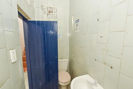 Casa à venda com 268m², 6 quartos e 1 vaga Casa à venda com 268m², 6 quartos e 1 vagaBanheiro 1