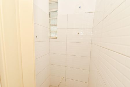 Casa à venda com 268m², 6 quartos e 1 vaga Casa à venda com 268m², 6 quartos e 1 vagaLavabo