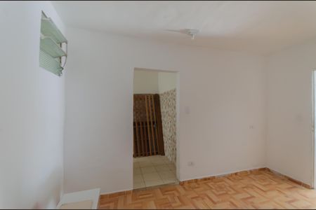 Sala de casa à venda com 6 quartos, 268m² em Cambuci, São Paulo