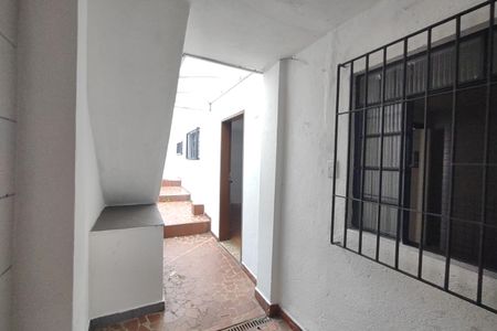 Casa para alugar com 36m², 1 quarto e sem vagaÁrea de Serviço