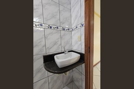 Pia de casa para alugar com 2 quartos, 90m² em Pau Miúdo, Salvador