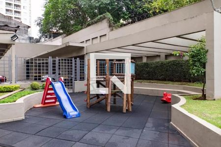 Apartamento para alugar com 114m², 3 quartos e 1 vaga Apartamento para alugar com 114m², 3 quartos e 1 vagaÁrea comum - Playground