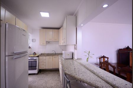 Apartamento para alugar com 114m², 3 quartos e 1 vaga Apartamento para alugar com 114m², 3 quartos e 1 vagaCozinha