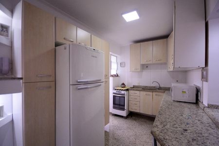 Apartamento para alugar com 114m², 3 quartos e 1 vaga Apartamento para alugar com 114m², 3 quartos e 1 vagaCozinha