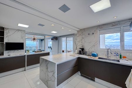 Apartamento à venda com 380m², 3 quartos e 6 vagasCozinha