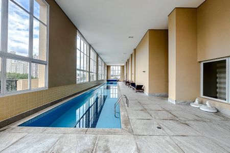 Apartamento à venda com 380m², 3 quartos e 6 vagasÁrea comum - Piscina