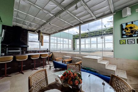 Apartamento à venda com 380m², 3 quartos e 6 vagasVaranda da Sala