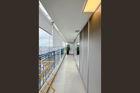 Apartamento à venda com 380m², 3 quartos e 6 vagasVaranda da Suíte 1