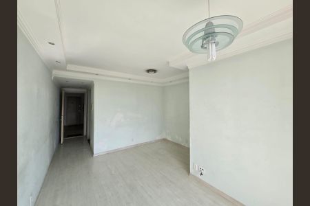 Sala  de apartamento para alugar com 2 quartos, 64m² em Vila das Bandeiras, Guarulhos