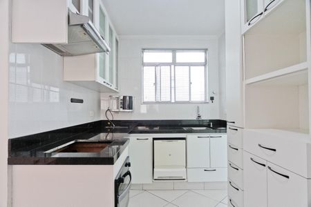 Apartamento à venda com 82m², 4 quartos e 1 vagaCozinha