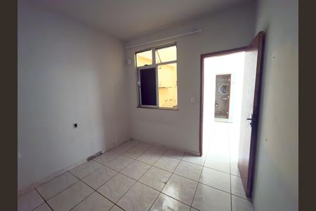 Quarto 2 de casa à venda com 2 quartos, 80m² em Irajá, Rio de Janeiro