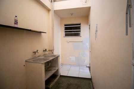 Casa à venda com 90m², 2 quartos e sem vagaÁrea de Serviço