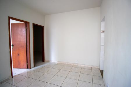 Sala de casa à venda com 2 quartos, 80m² em Irajá, Rio de Janeiro