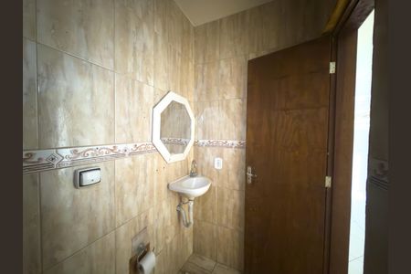 Casa à venda com 90m², 2 quartos e sem vagaBanheiro