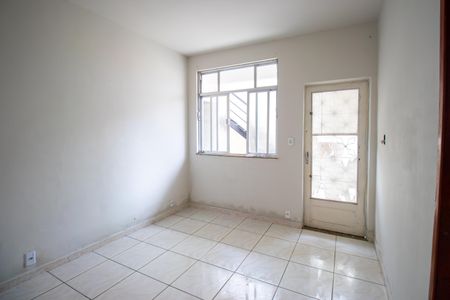 Sala de casa à venda com 2 quartos, 80m² em Irajá, Rio de Janeiro