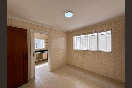 Casa à venda com 215m², 4 quartos e 3 vagas Casa à venda com 215m², 4 quartos e 3 vagasCopa