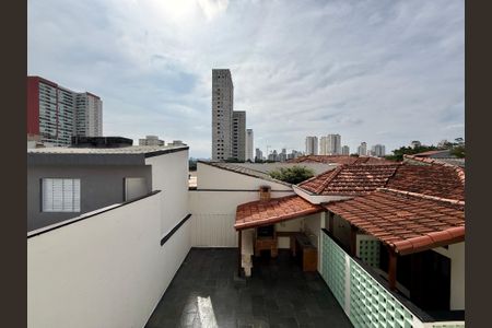 Casa à venda com 215m², 4 quartos e 3 vagas Casa à venda com 215m², 4 quartos e 3 vagasVista Quarto 3