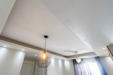 Sala de apartamento para alugar com 2 quartos, 45m² em Irajá, Rio de Janeiro