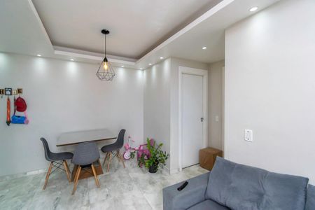 Sala de apartamento para alugar com 2 quartos, 45m² em Irajá, Rio de Janeiro