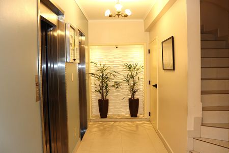 Apartamento à venda com 93m², 2 quartos e sem vagaHall de Entrada