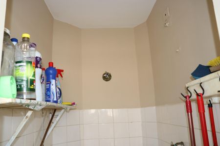 Apartamento à venda com 93m², 2 quartos e sem vagaBanheiro de serviço