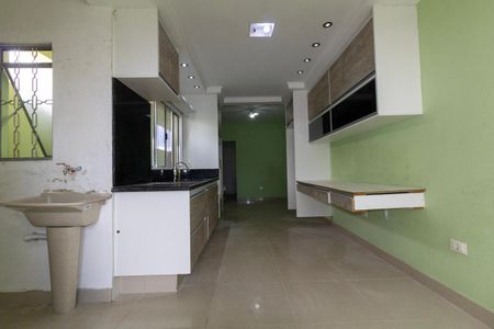 Casa para alugar com 50m², 1 quarto e sem vagaCozinha e Área de Serviço