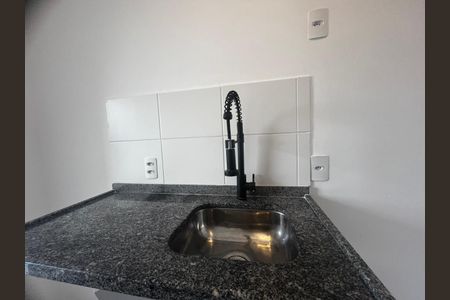 Foto 01 de apartamento à venda com 2 quartos, 34m² em Campo Limpo, São Paulo