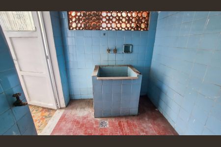 Casa para alugar com 110m², 2 quartos e 1 vagaÁrea de serviço 