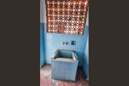 Casa para alugar com 110m², 2 quartos e 1 vagaÁrea de serviço 