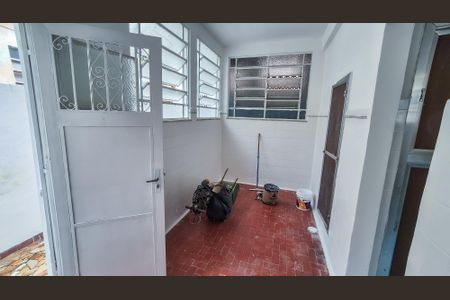 Casa para alugar com 110m², 2 quartos e 1 vagaÁrea de estar